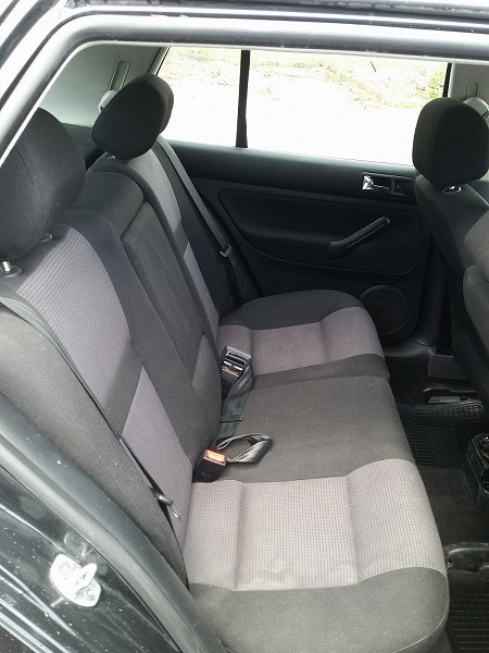 Volkswagen Golf 4 Miniature 3