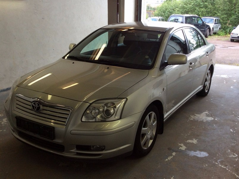 Toyota Avensis ii 115 - Antananarivo, madagascar
