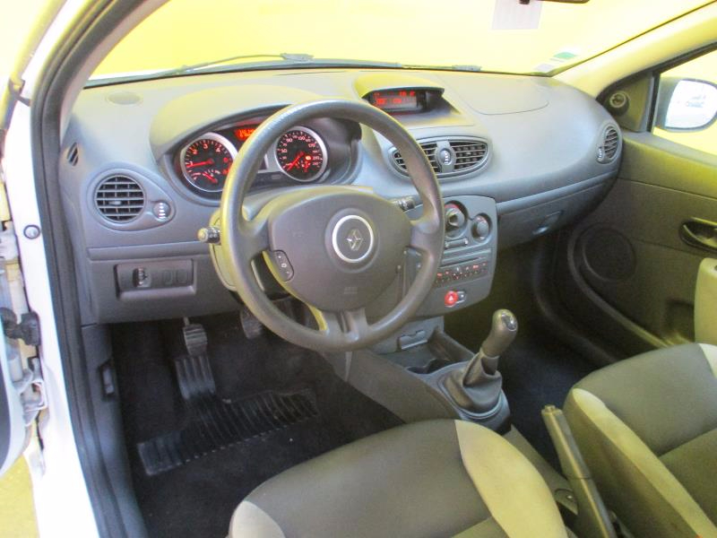 Renault Clio Clio Iii Ste Air Dci70 3P Miniature 1