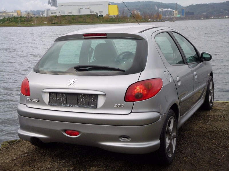Peugeot 206 Miniature 3