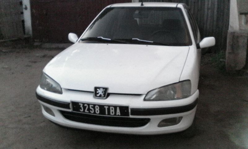 VENDS P.106NM,5PORTES,ESSENCE. - TANA, MADAGASCAR