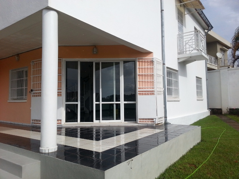 VILLA A LOUER - TANA, DAGO