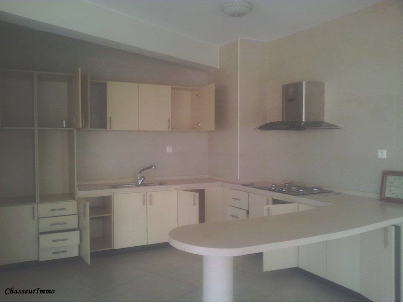 Un bel Appartement de type F4  semi-meublé au CITE PLANTON  - Tananarive, Madagascar