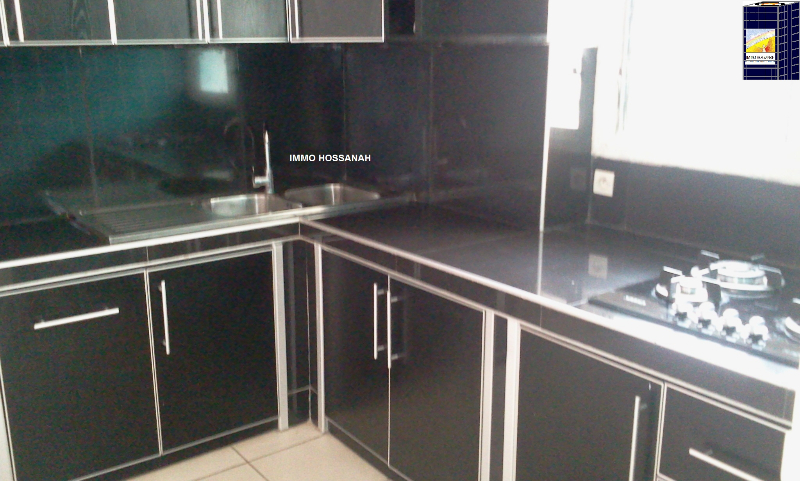 APPARTEMENT T5 CONFORT A LOUER A ANKADIVATO Réf:LA70155 Miniature 2