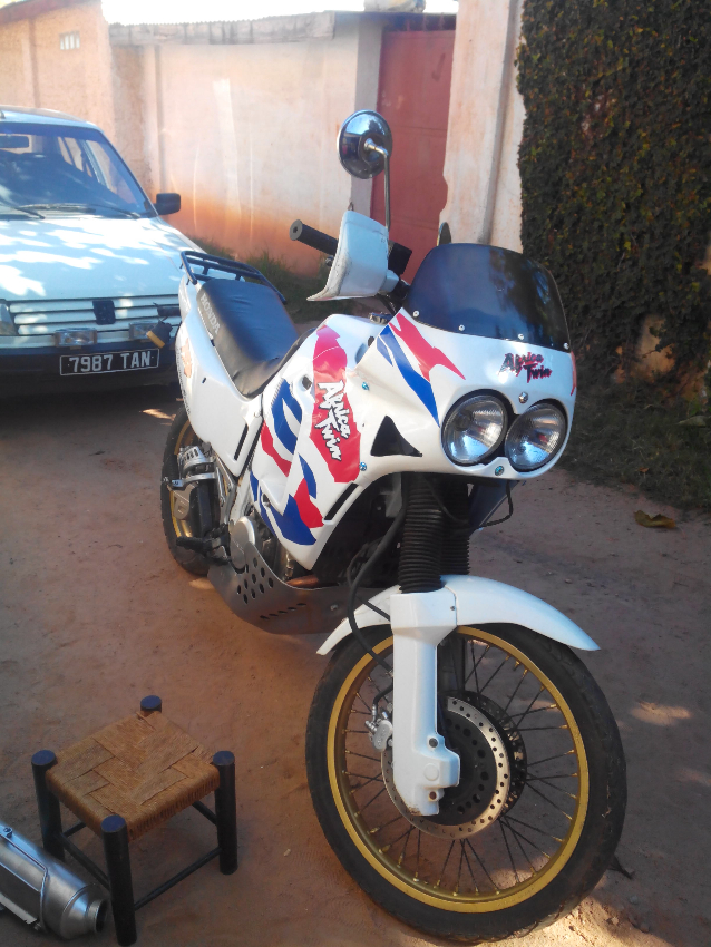 vends MOTO - Antananarivo, MADAGASCAR