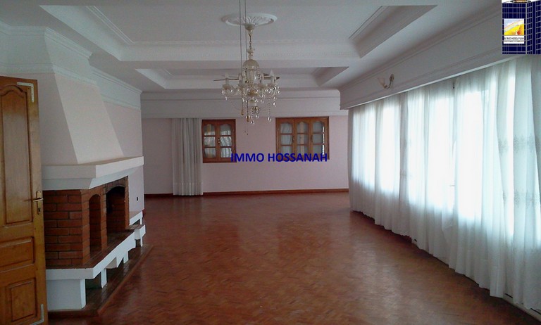 VILLA CONFORT A LOUER A ANALAMAHITSYRéf:LV 70120 - Antananarivo, Madagascar