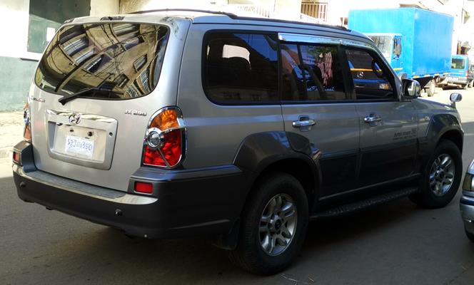 Vend HYUNDAI TERRACAN 4X4 - JX 290 Miniature 2
