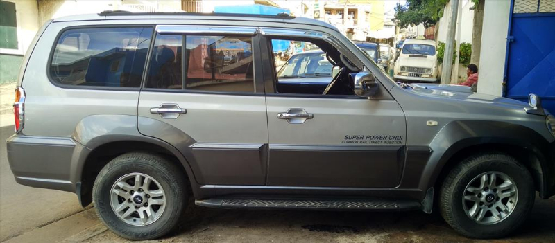 Vend HYUNDAI TERRACAN 4X4 - JX 290 Miniature 1