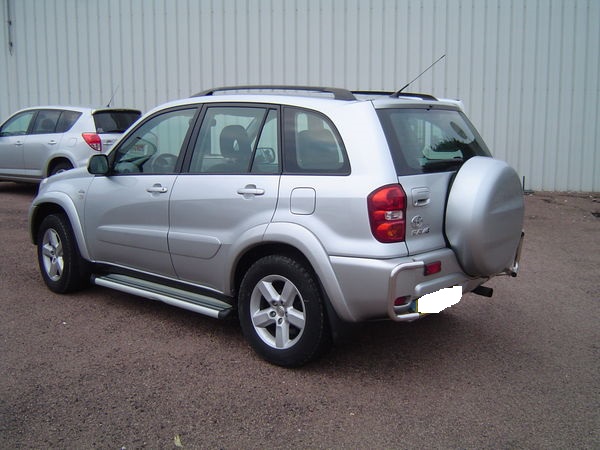 Toyota rav 4 2005 - tana, madagascar