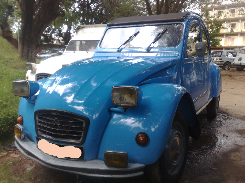 VEND 2CV6 Image principale