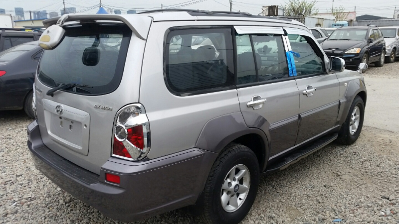 Vend HYUNDAI TERRACAN 4X4 - EX 250 Miniature 1