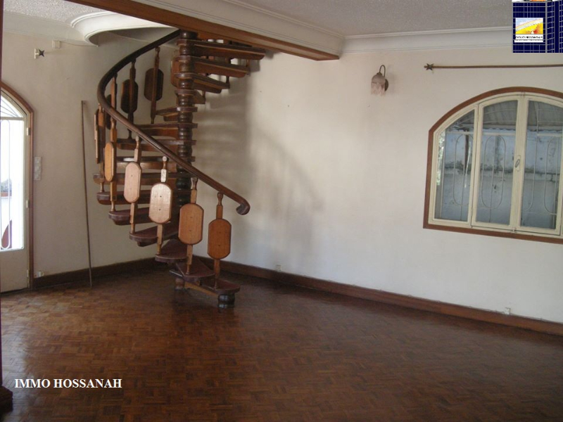 VILLA A LOUER  A AMPASANIMALO Réf:LV13032 - Antananarivo, Madagascar