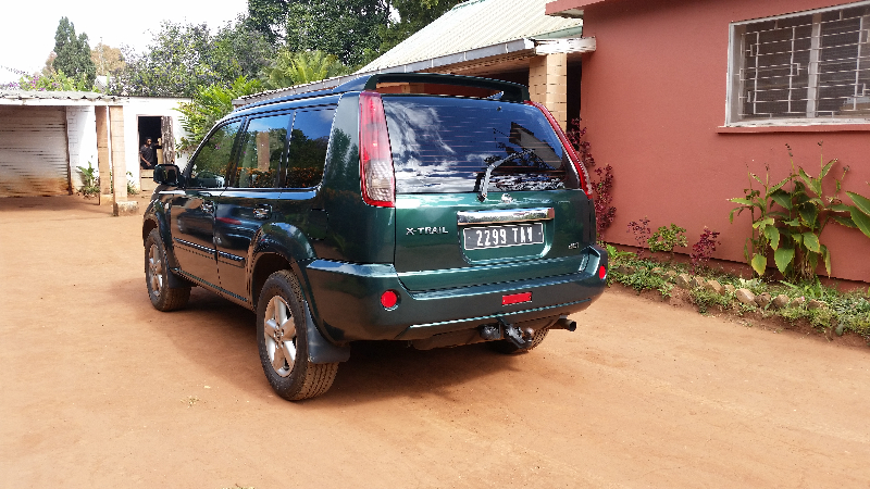 A vendre Très belle Nissan  X-TRAIL  Miniature 1