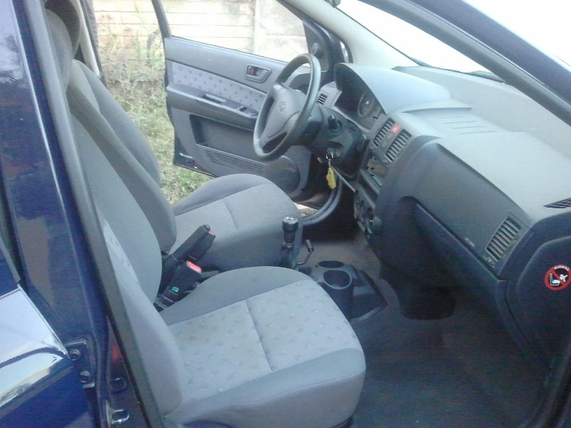 Hyundai Getz CRDI 12V 5 portes Miniature 2