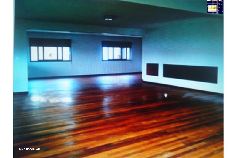 VILLA DE STANDING F5 LOUER A AMBATOBE - ANTANANARIVE, MADAGASCAR