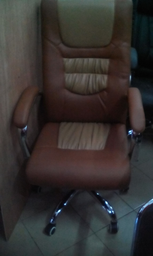 chaise de bureau - tananarive, madagascar