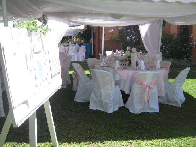 LOCATION DE CHAPITEAU,PAGODE,SONO,CHAISE,TABLE Image principale