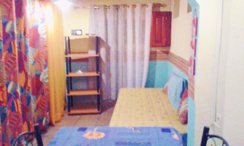 Studio meublé très propre dans maison individuelle 67ha - Antananarivo, Madagascar