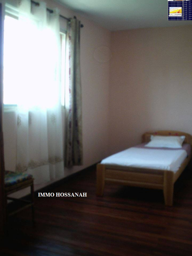 APPARTEMENT  T3 CONFORT  MEUBLE A LOUER AU CENTRE VILLE  AMBARANJANA Réf:LSM301239 Miniature 1