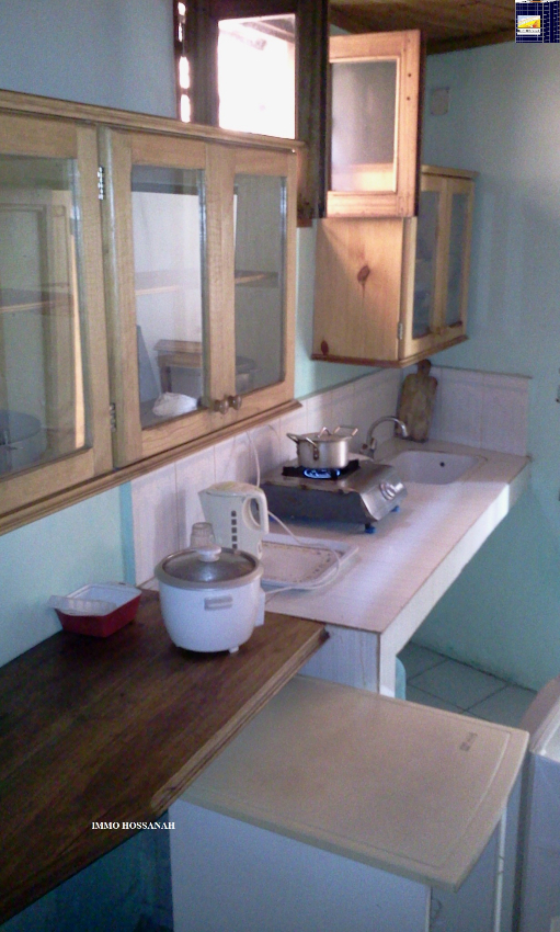 STUDIO CONFORT MEUBLE A LOUER EN PLEIN CENTRE VILLE  Réf:LAM3078  Miniature 2