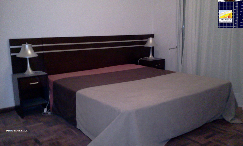 EN EXCLUSIVITÉ  APPARTEMENT T4 DE STANDING MEUBLE A LOUER A AMBATOBE Réf:LAM30107 Miniature 1