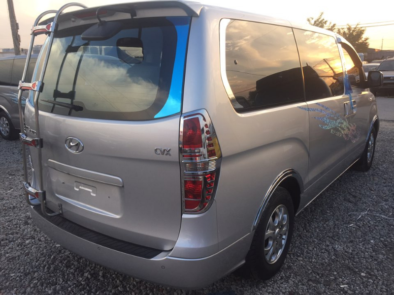 Vend HYUNDAI GRAND STAREX Miniature 1