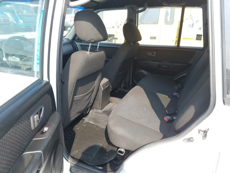 Vend HYUNDAI TERRACAN 4X4 - EX 250 Miniature 3
