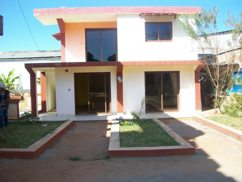 MAISON A VENDRE A IVATO ref#2253 - antananarivo, madagascara