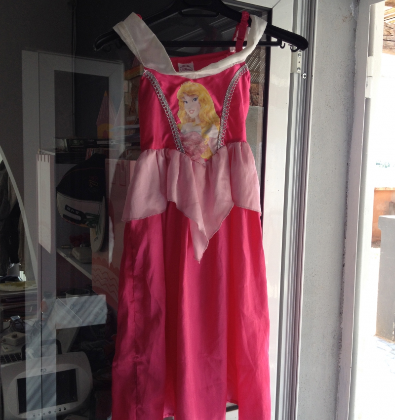 VENDS ROBES ENFANT - ANTANANARIVO, MADAGASCAR