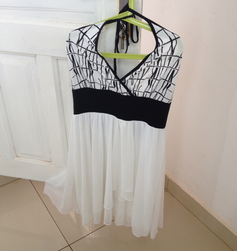 VENDS ROBES Miniature 3