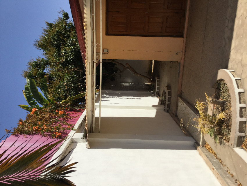 Villa F5 a louer Miniature 3