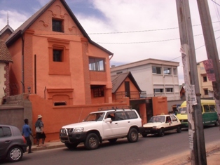 Vend belle dépendance comprenant 2 maisons trad rénovée.BDR - anosisoa antananariv, madagascar