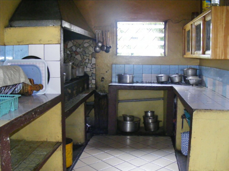 MAISON A USAGE MIXTE A LOUER A IMERINAFOVOANY ref#6841 Miniature 2