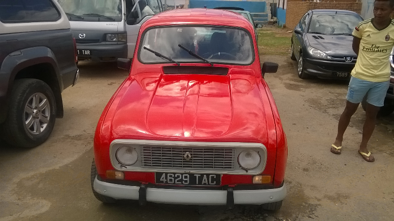 Renault 4L 71000km - Antananarive, Madagascar
