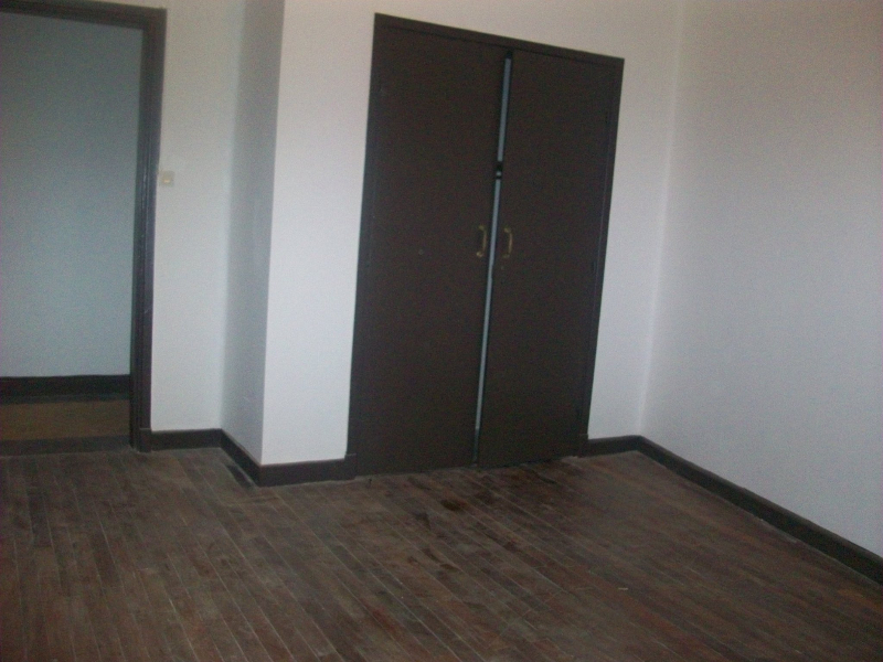 APPARTEMENT AU CHOIX A LOUER A FAROVOHITRA ref#50382 Miniature 1