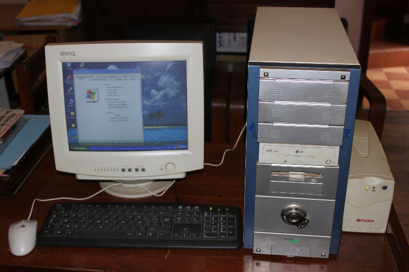 Vends PC de bureau vrai marque Miniature 1