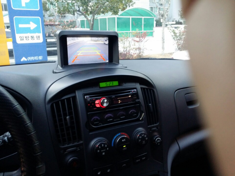Vend HYUNDAI GRAND STAREX Miniature 2