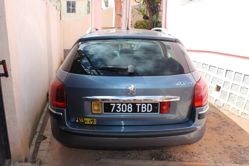 peugeot 407 sw - antananarivo, madagascar