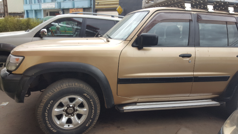 Patrol Nissan Y61 - Antananarivo, madagascar