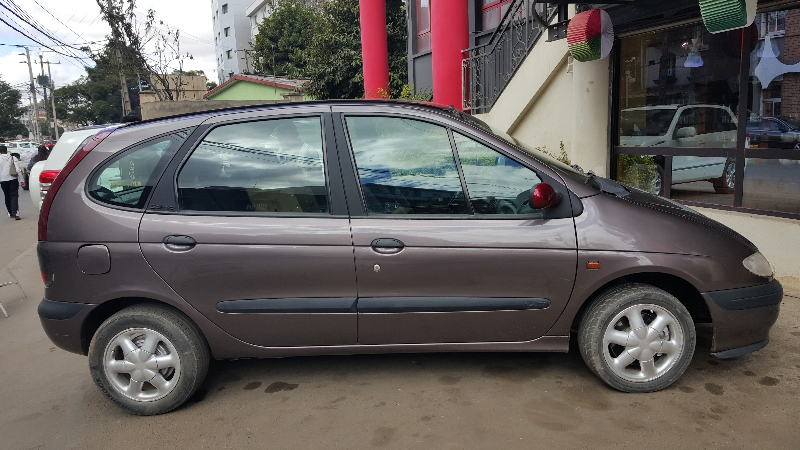 Voiture de location/Megane Image principale