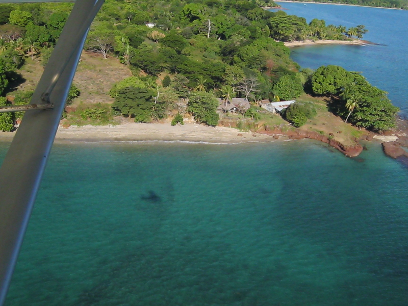 VOTRE BUNGALOW EN ECO-VILLAGE A MADAGASCAR EN BORD DE PLAGE  Miniature 1