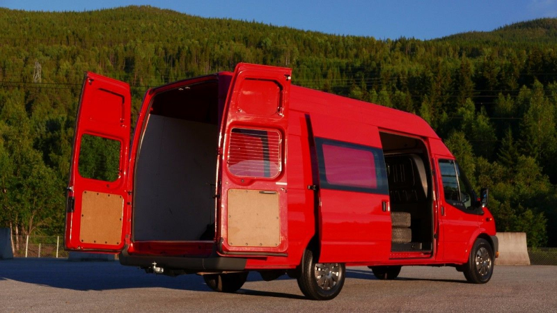 Ford Transit  - ATANANARIVO, MADAGASCAR