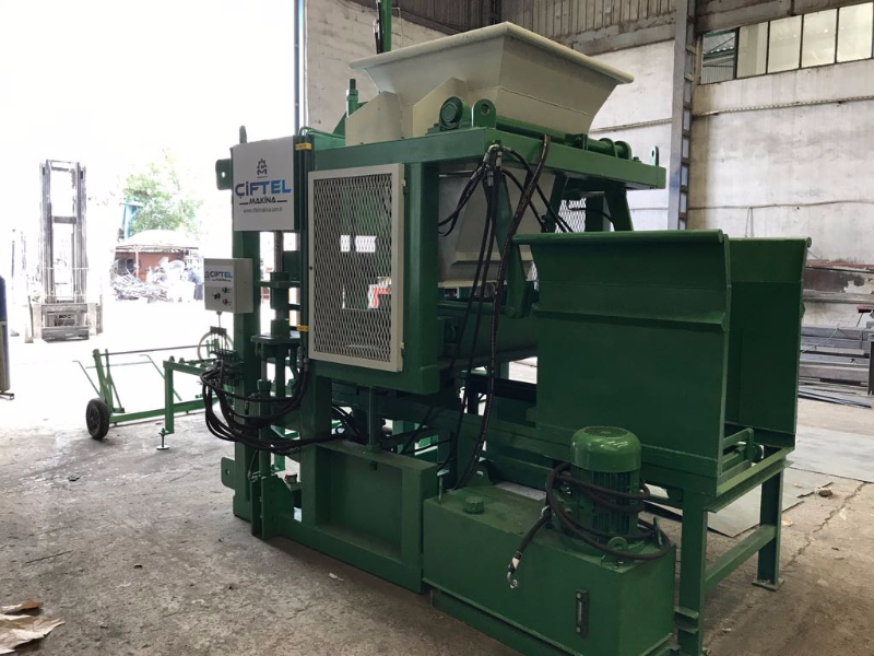  Nouvelle campagne économique- machine de parpaing,brique,hourdis - istanbul, TURQU?E