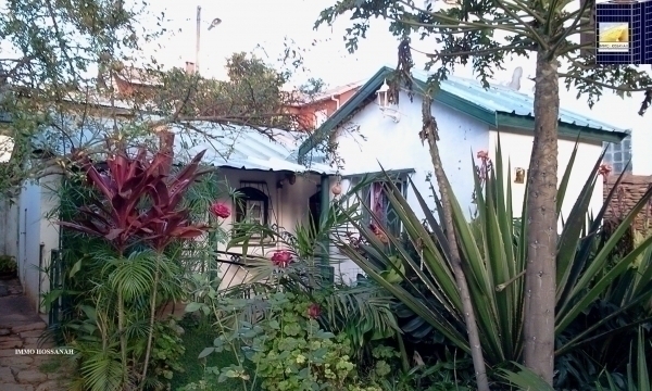 VILLA MEUBLE A LOUER A ANDROHIBE Réf:LVM30109 - Antananarivo, Madagascar