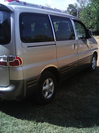 Location Mini Van Hyndai Starex - Antananarivo, Madagascar