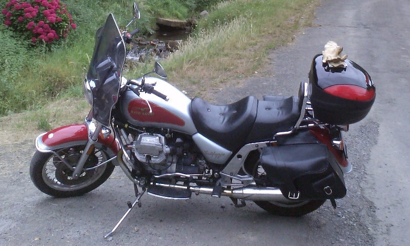 A VENDRE SUPERBE MOTO  Miniature 1
