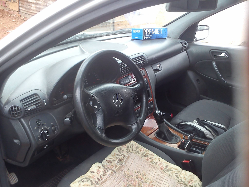 Mercedes Benz c220 Cdi Break Miniature 3