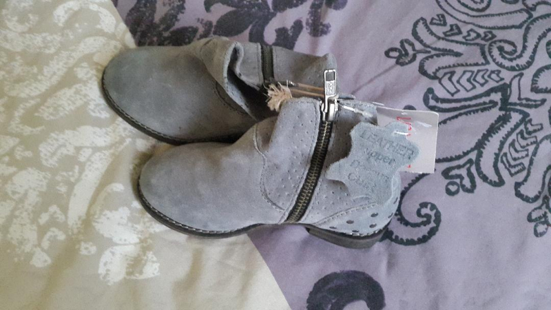 VEND LOT DE CHAUSSURES DE FRANCE Miniature 3