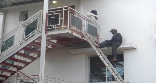 TOUS  TRAVAUX DE FINITION …. BATIMENT  ! Image principale