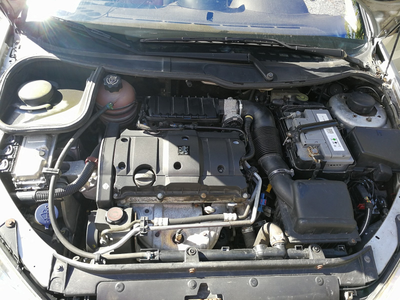Peugeot 206 CC Cabriolet Miniature 2